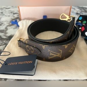Authentic Louis Vuitton Bandouliere monogram strap